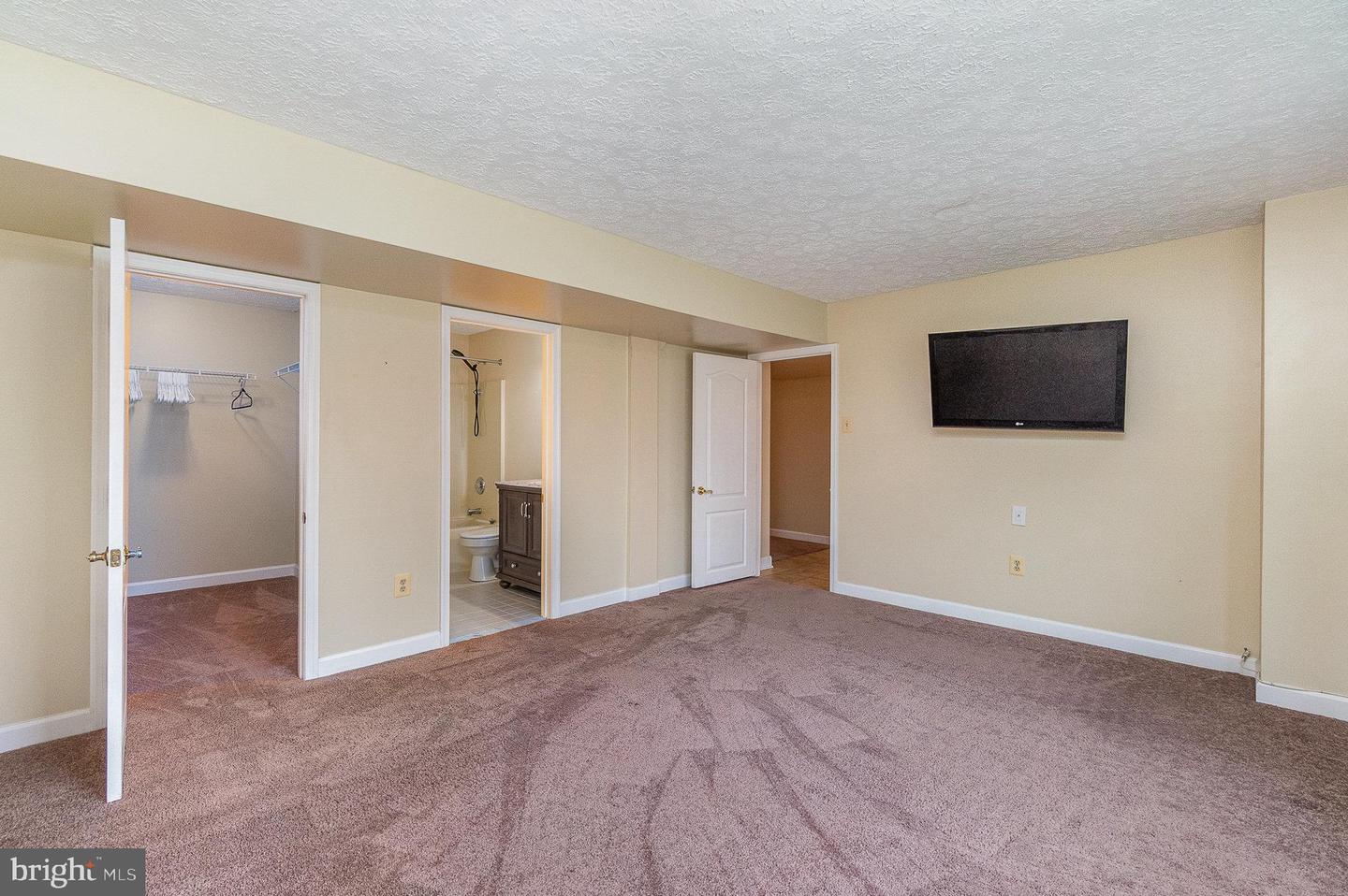 619 Kilmarnock Trl Property Photo 60