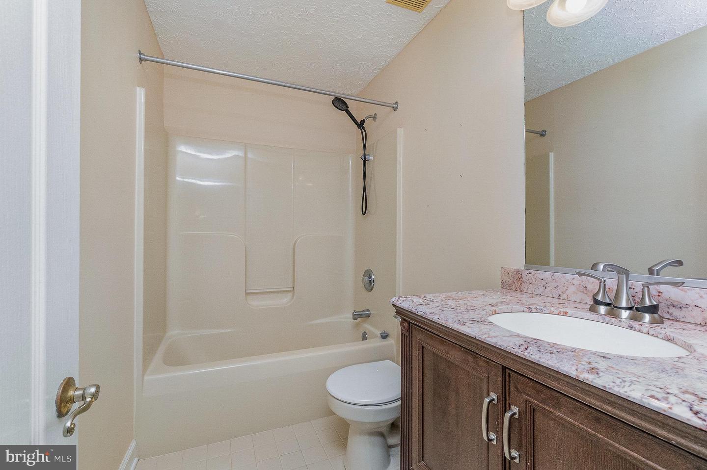 619 Kilmarnock Trl Property Photo 63