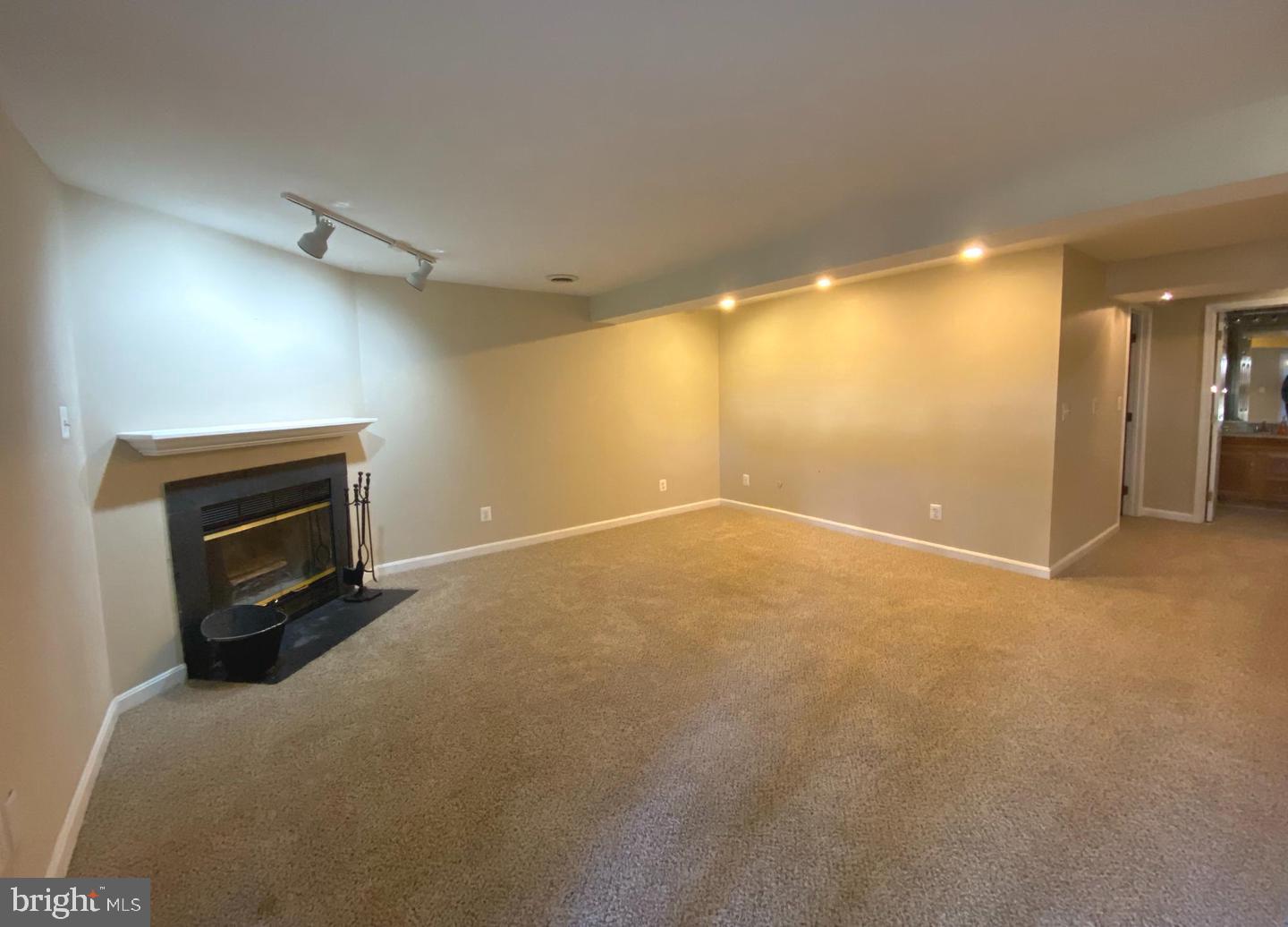3358 Garrison Cir Property Photo 20