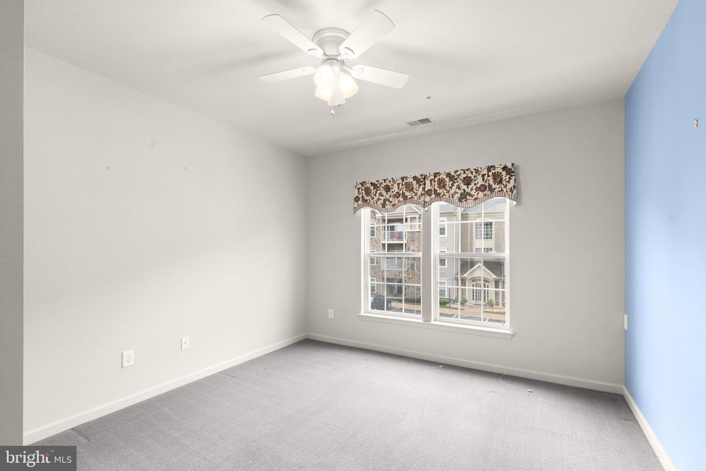 120-e W Broadway #2e Property Photo 20