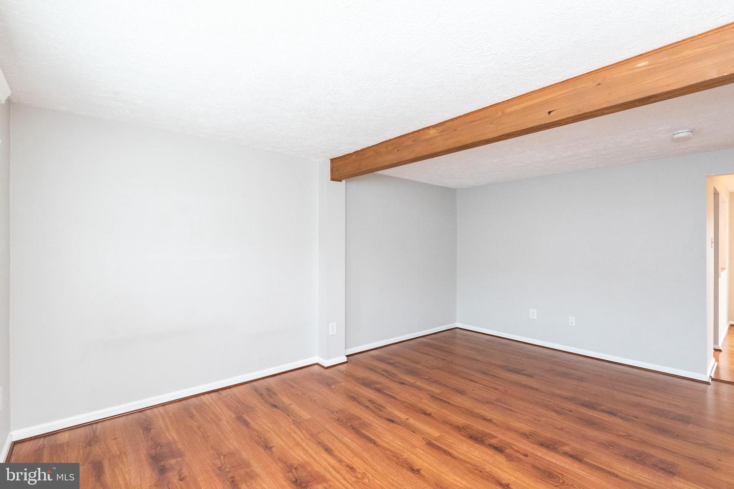 3348 Raccoon Ct Property Photo 6