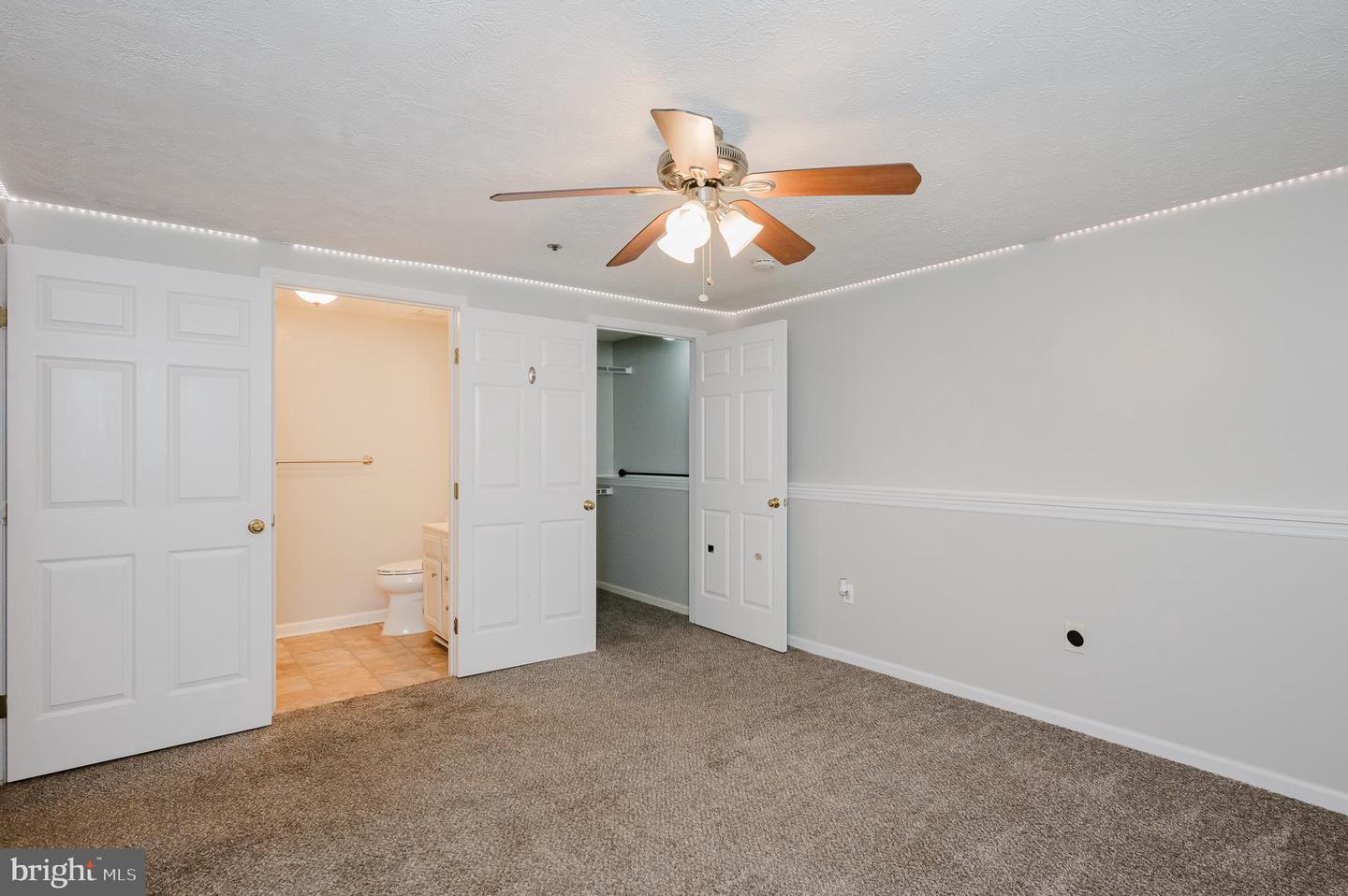 1006-d Markham Ct #15 Property Photo 15