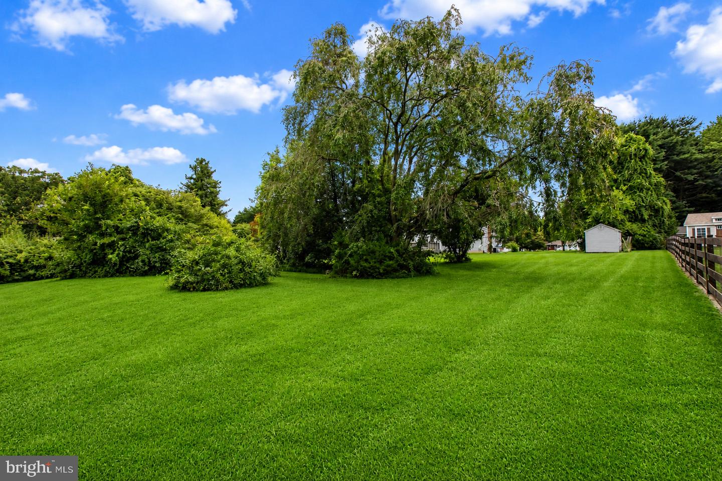 2002 Challedon Ct Property Photo 5