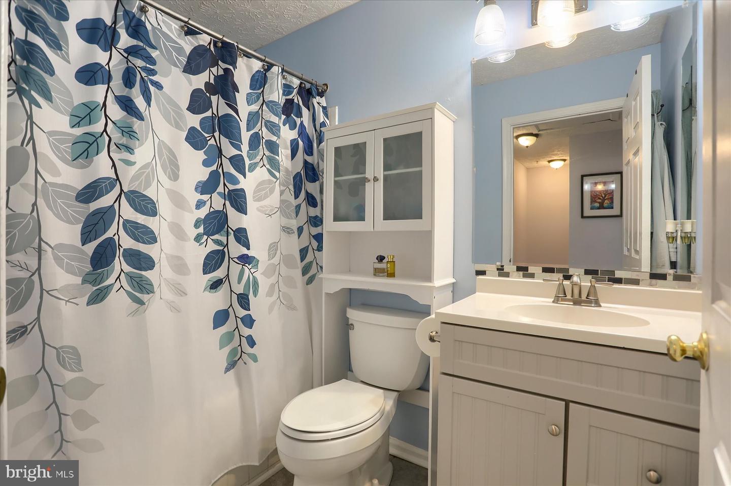 1025 Jeanett Way Property Photo 17