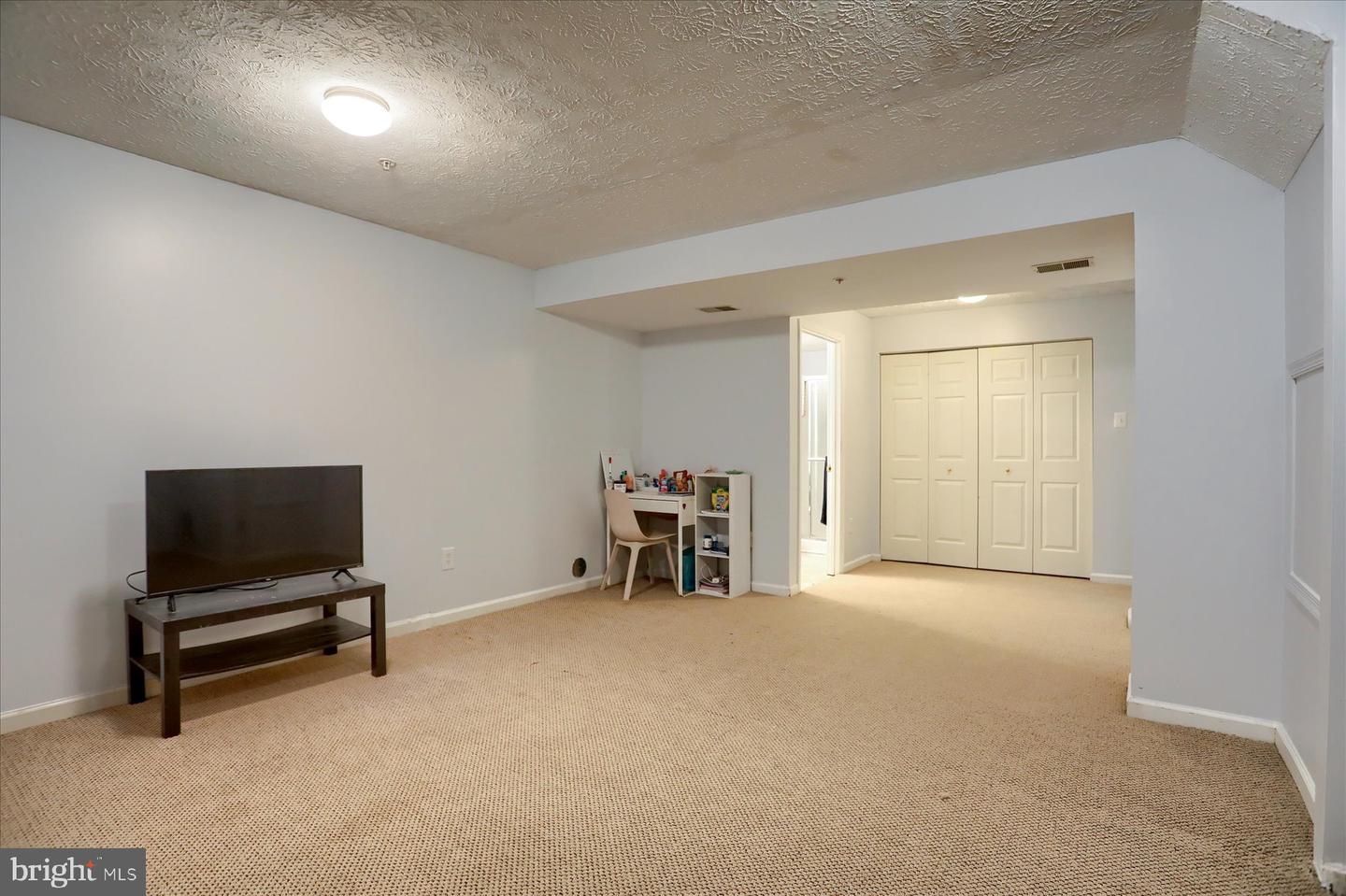 1025 Jeanett Way Property Photo 19