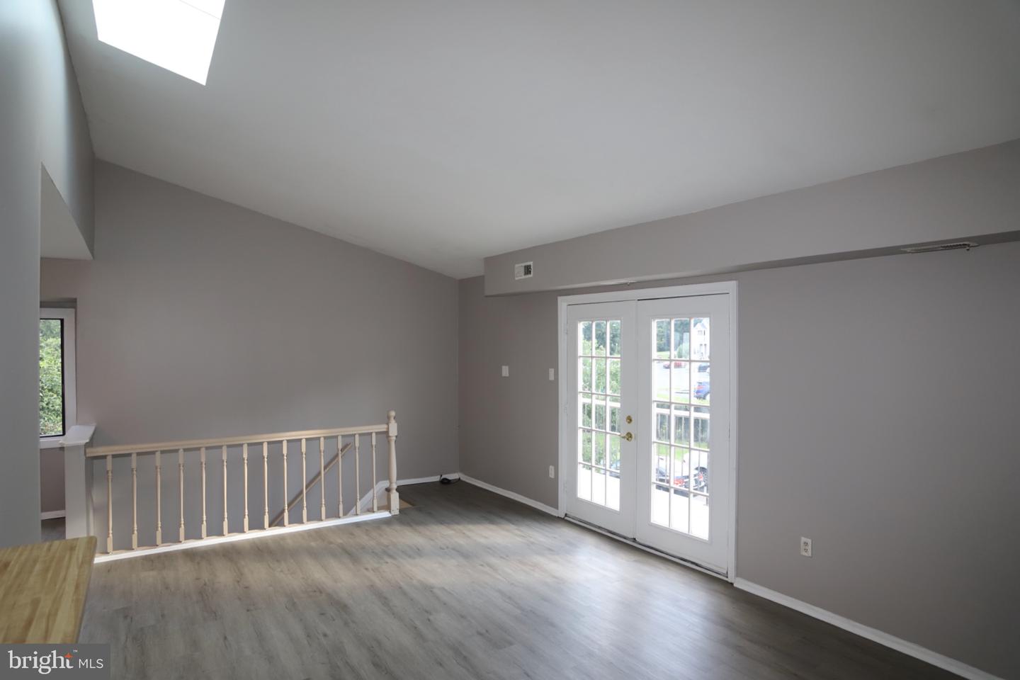 1709 Crimson Tree Way #5d Property Photo 8