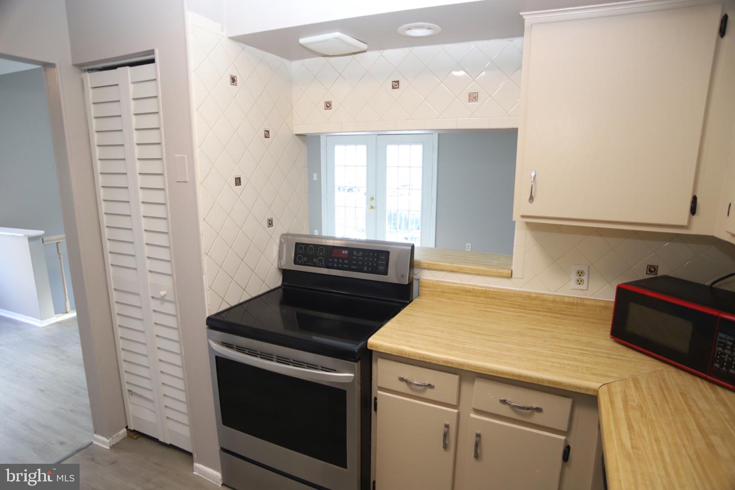 1709 Crimson Tree Way #5d Property Photo 13