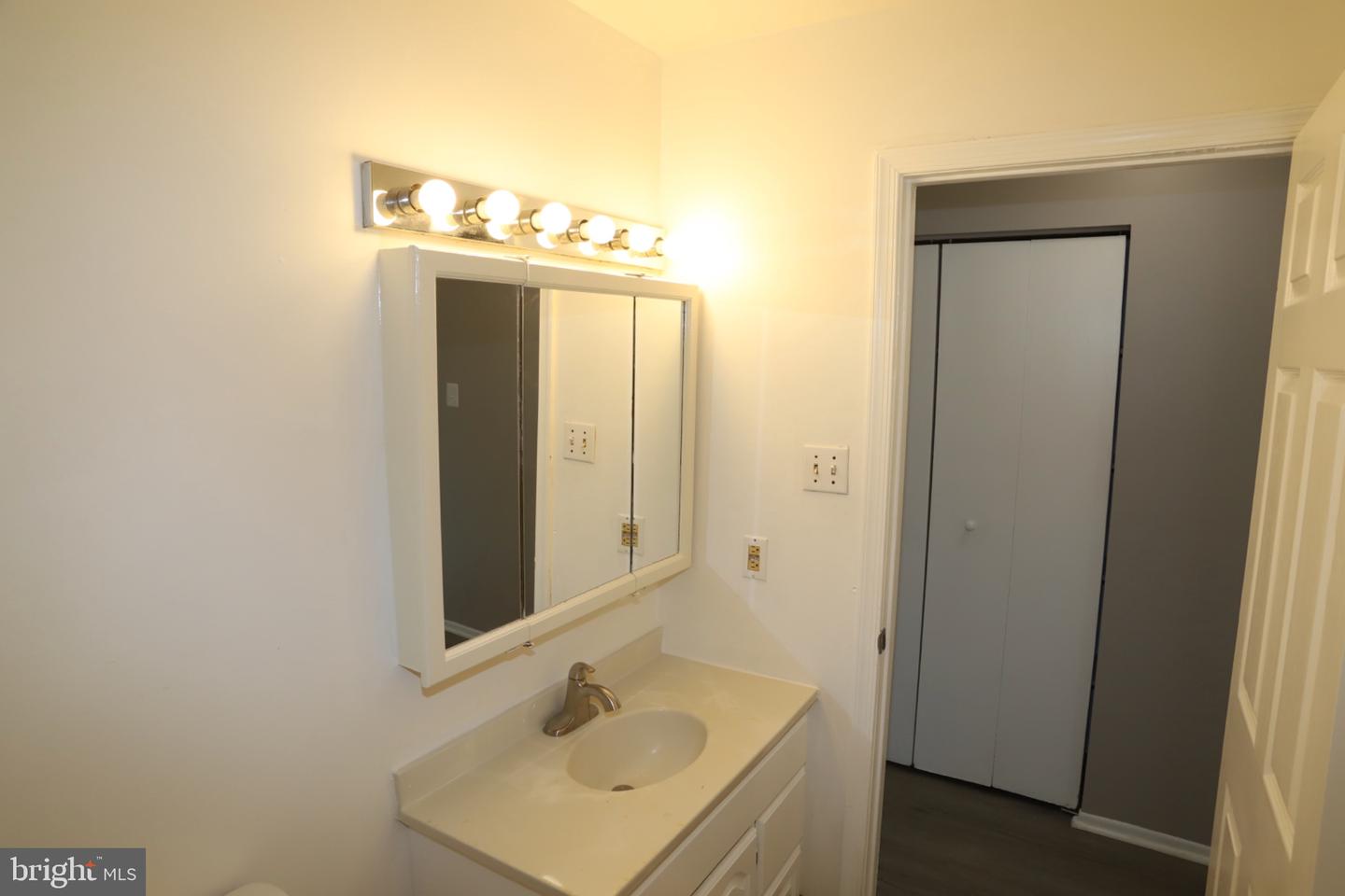 1709 Crimson Tree Way #5d Property Photo 19