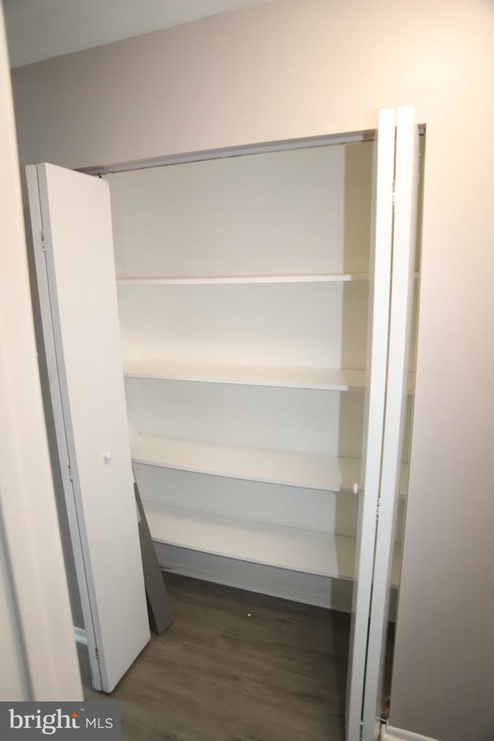 1709 Crimson Tree Way #5d Property Photo 20