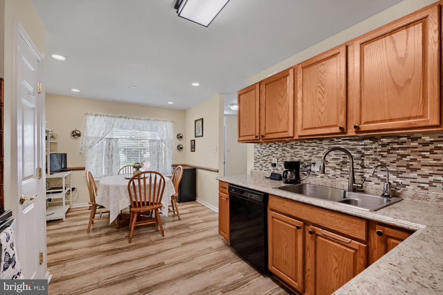607 Nanticoke Ct Property Photo 7