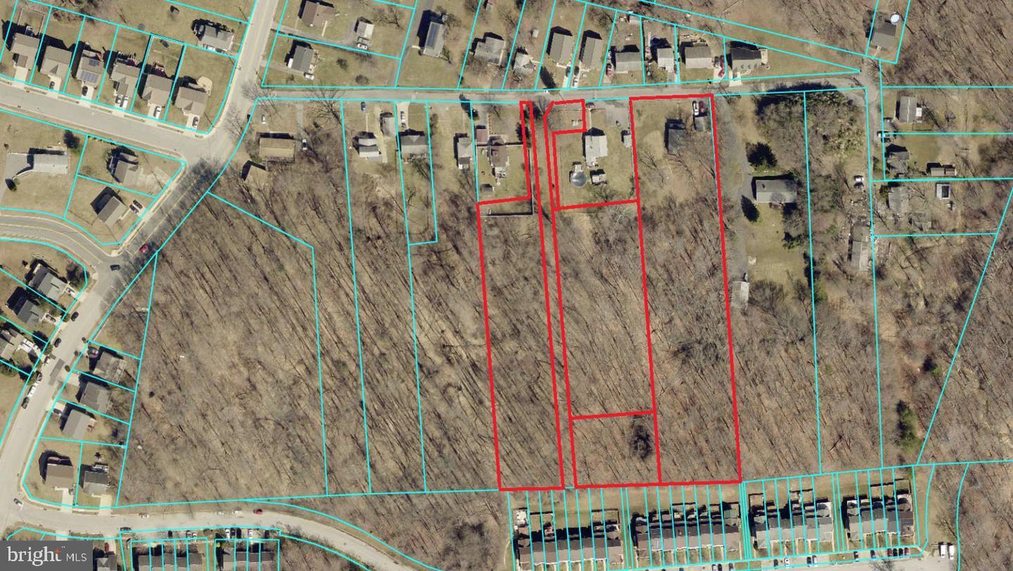 734 Schofield Ave Property Photo 2