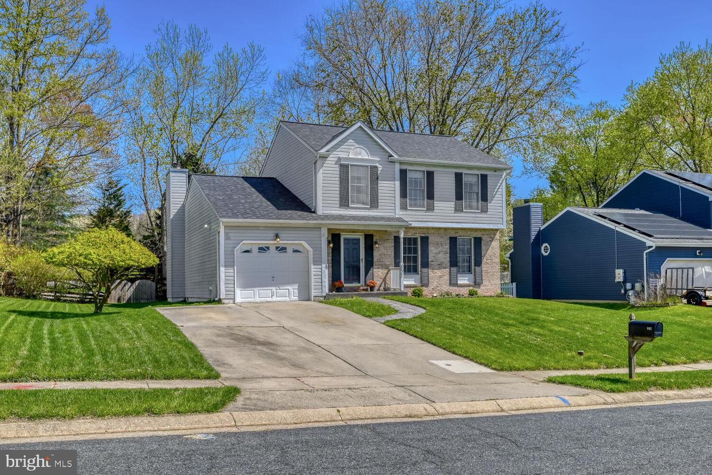 802 DELRAY DR