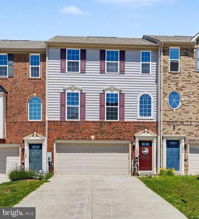 1686 Minqua St Property Photo 1