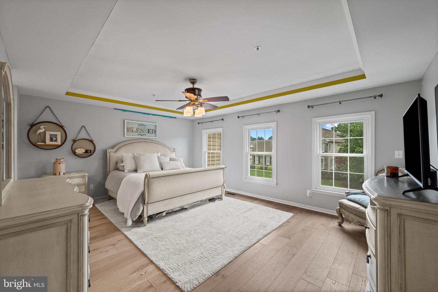 827 Bridle Path Property Photo 34