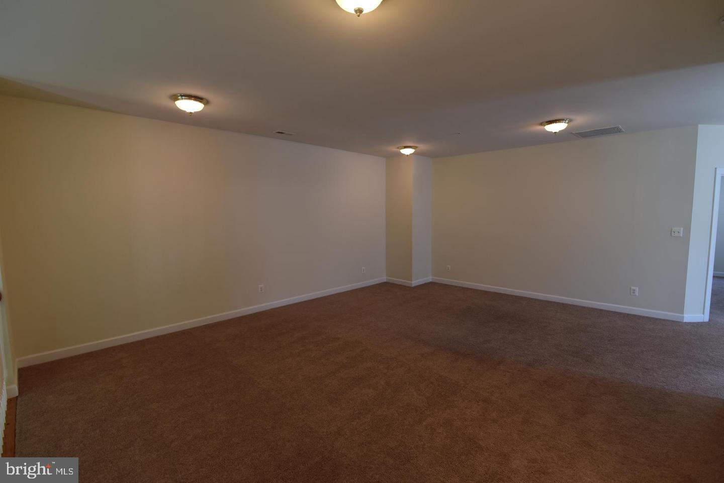 139 Hokeland Dr Property Photo 36