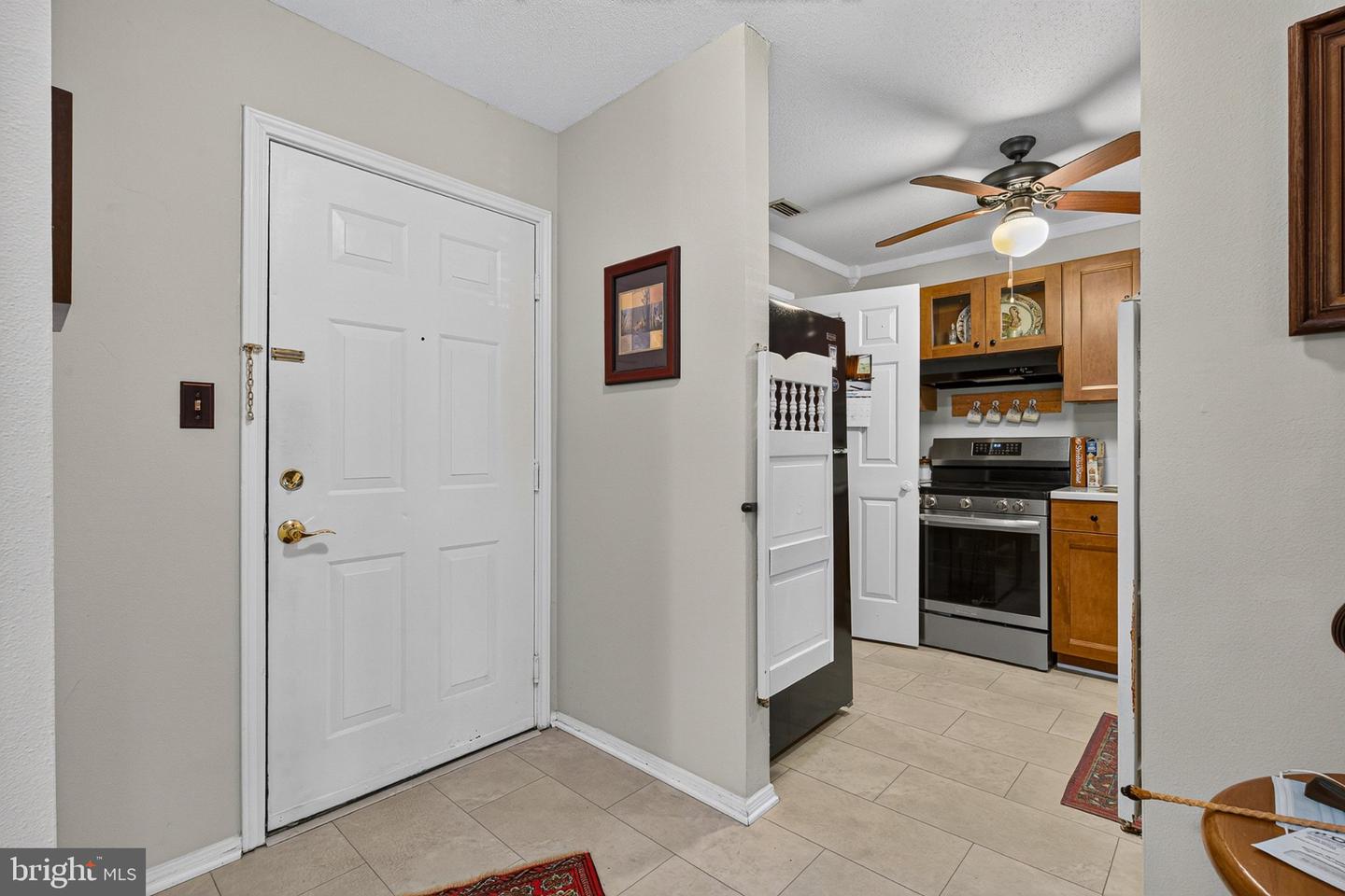 200 Thames Way #200-b Property Photo 8