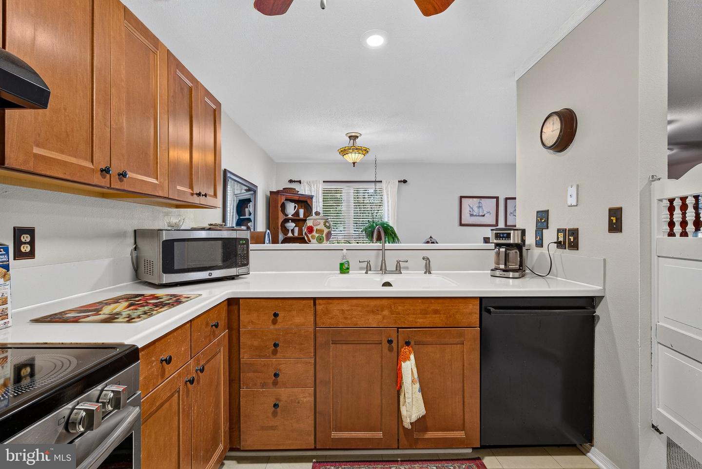 200 Thames Way #200-b Property Photo 10