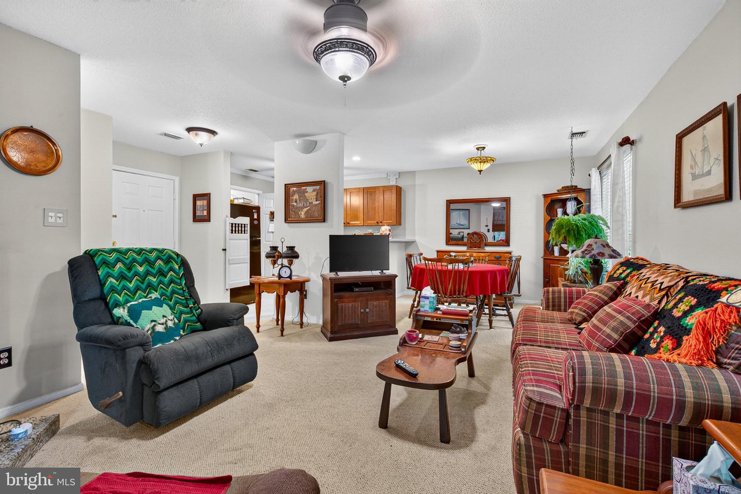 200 Thames Way #200-b Property Photo 16