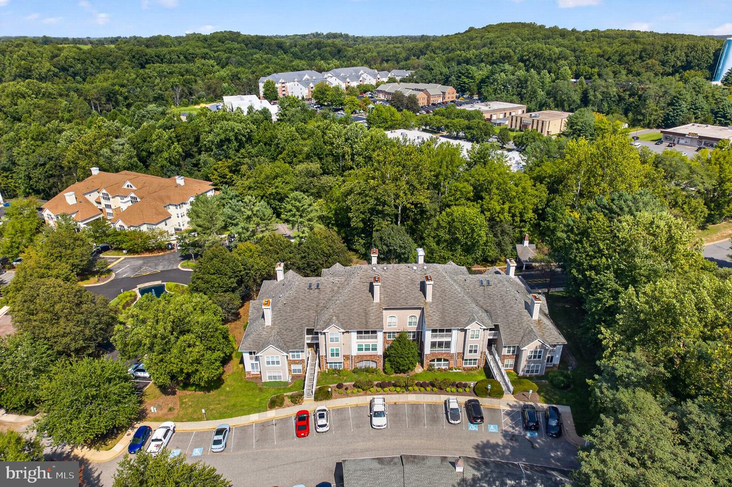 200 Thames Way #200-b Property Photo 28