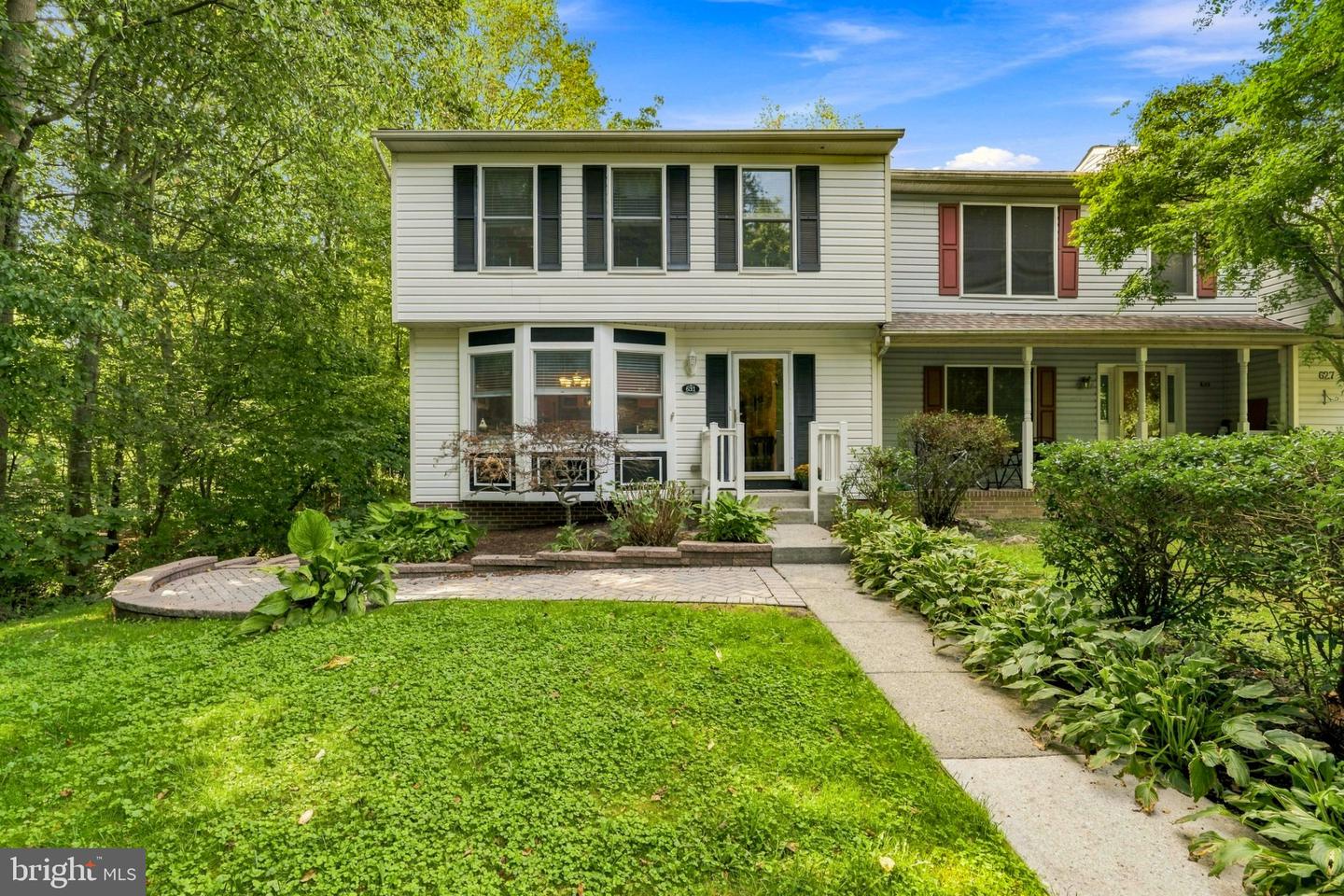 631 KILDONAN CT Property Photo 1
