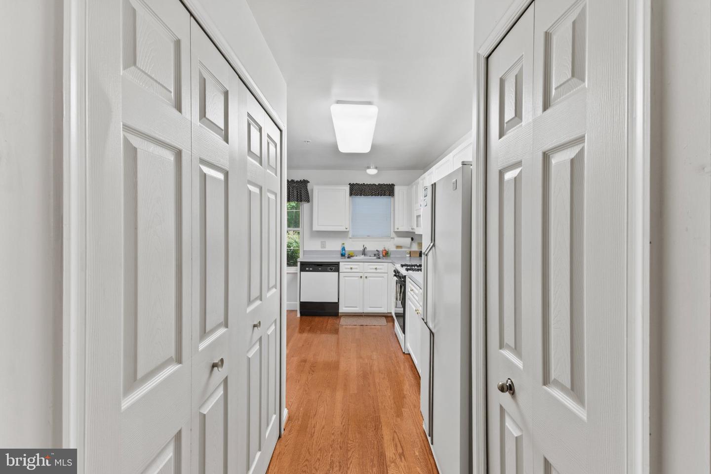 309 Tall Pines Ct #b Property Photo 8