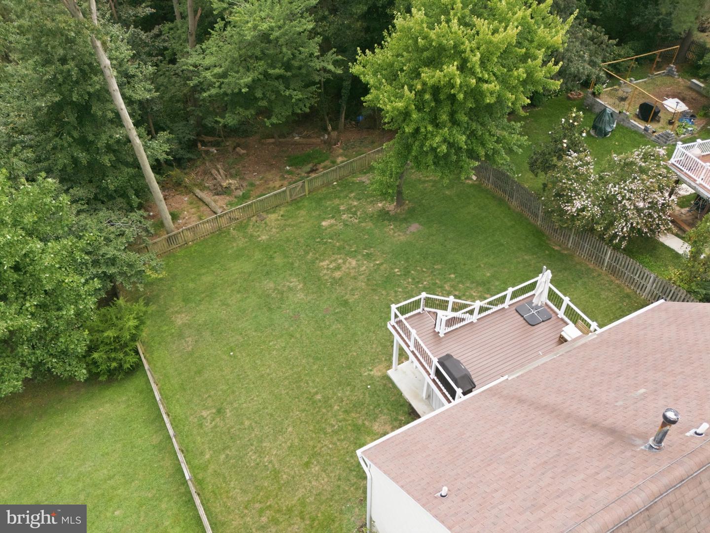 339 Enfield Rd Property Photo 38