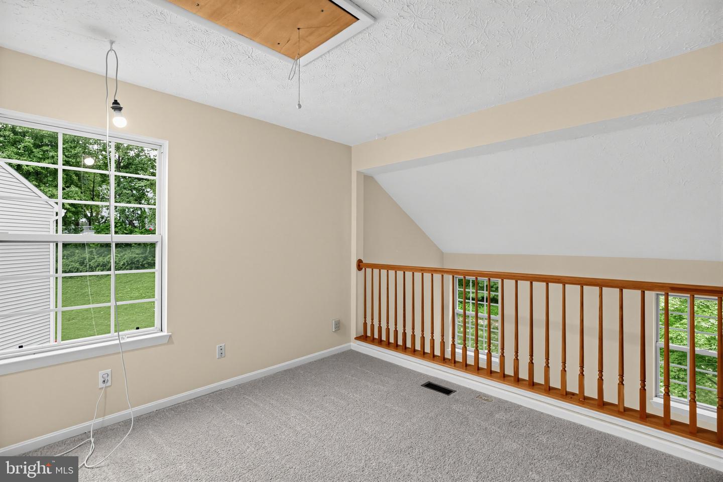 3203 Uppercoe Property Photo 5