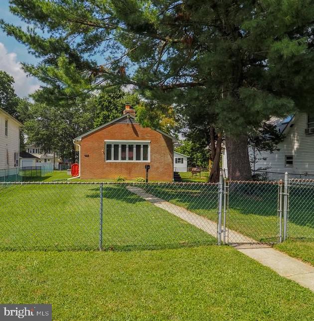 132 S Parke St Property Photo 2