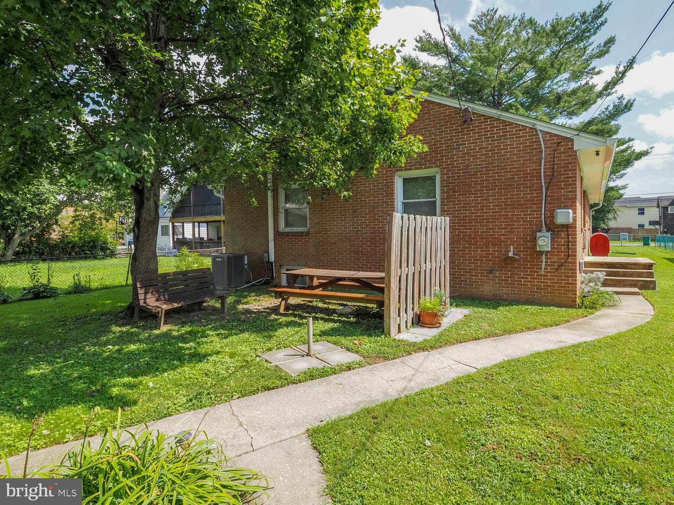 132 S Parke St Property Photo 7