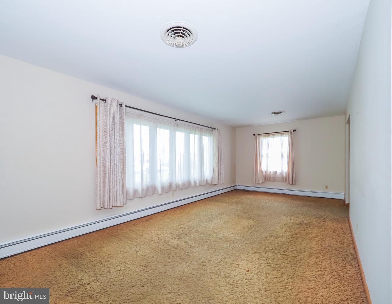 132 S Parke St Property Photo 13