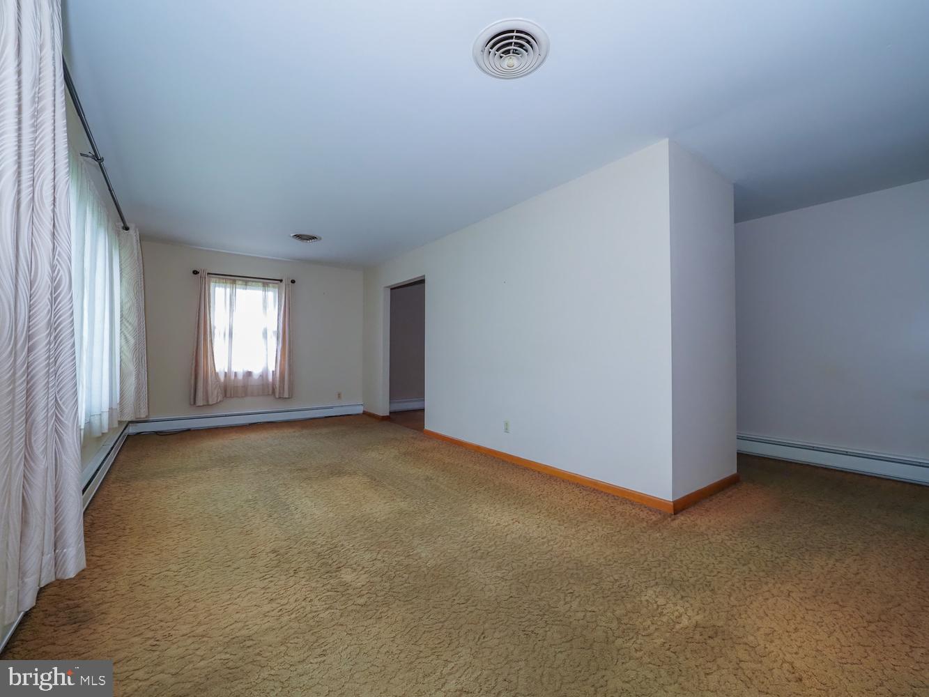 132 S Parke St Property Photo 16