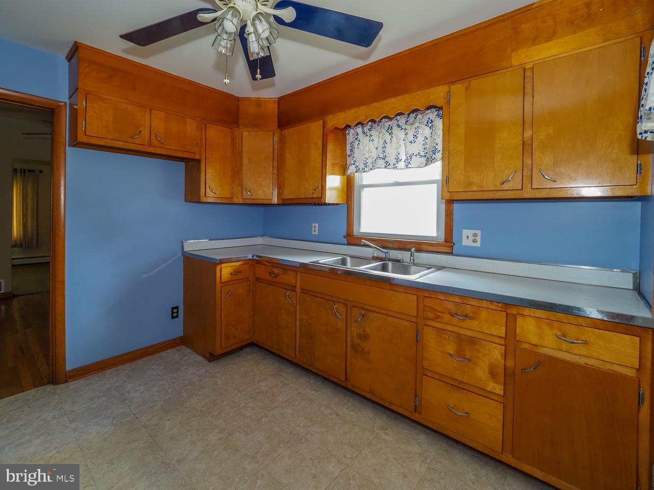 132 S Parke St Property Photo 24