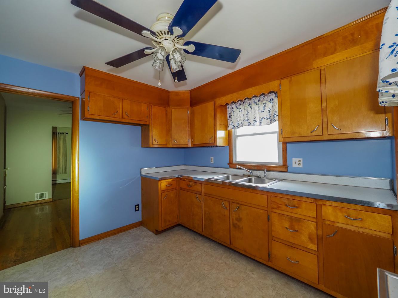 132 S Parke St Property Photo 25
