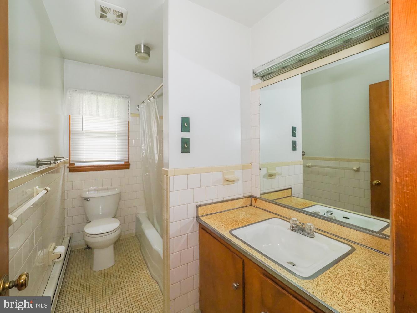 132 S Parke St Property Photo 41