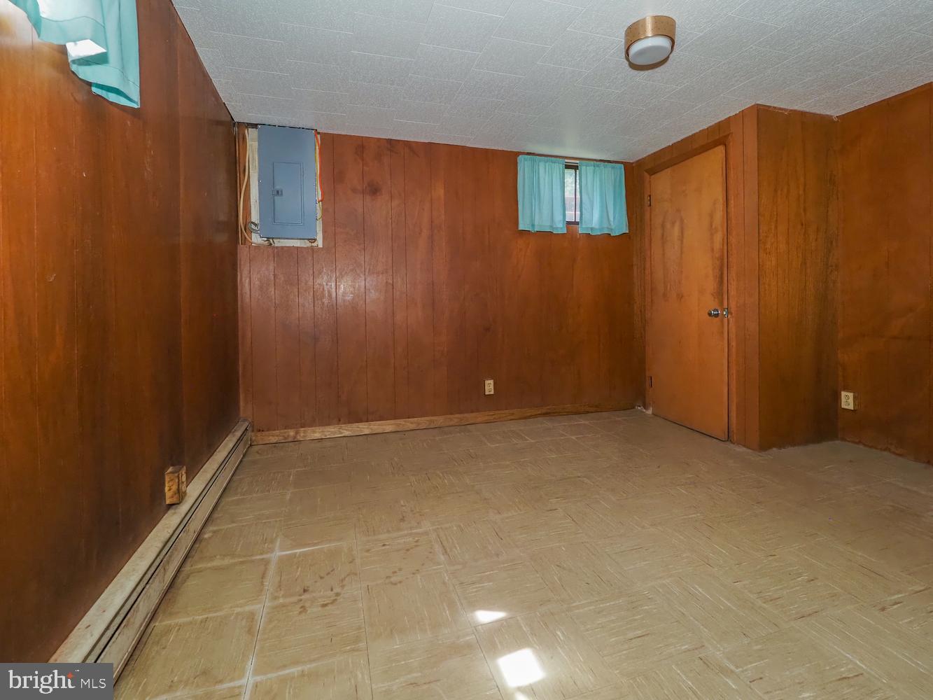 132 S Parke St Property Photo 51