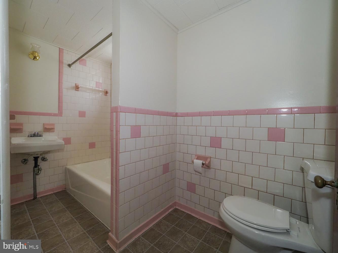 132 S Parke St Property Photo 57
