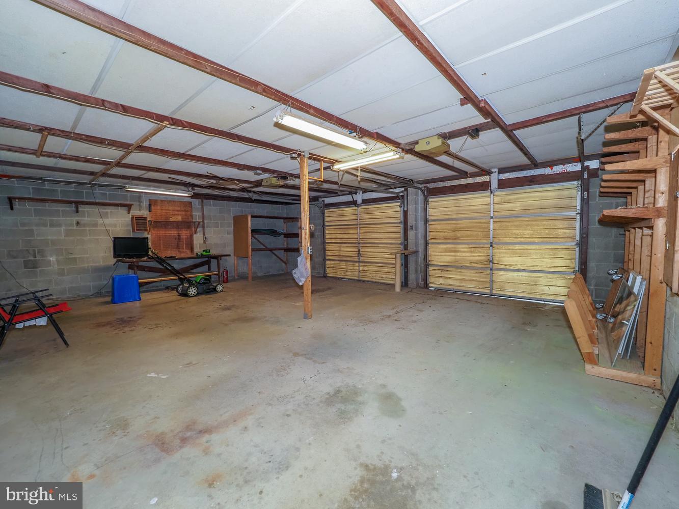132 S Parke St Property Photo 63
