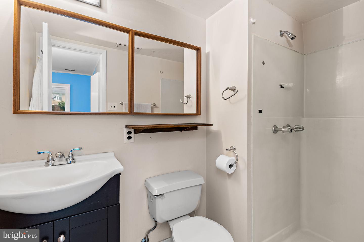 3421 Albantowne Way Property Photo 10