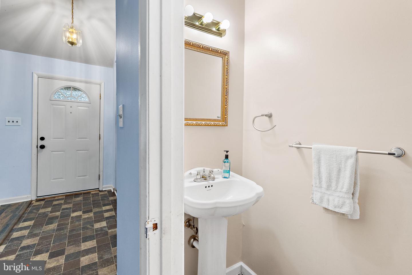 3421 Albantowne Way Property Photo 13
