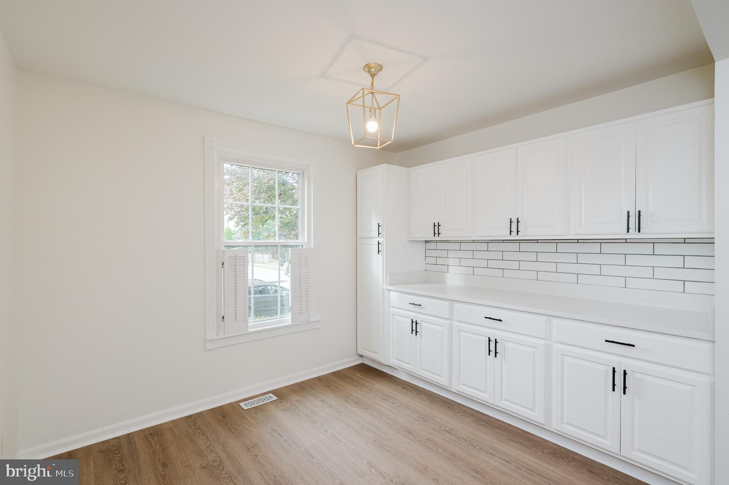 309 Chimney Oak Dr Property Photo 10