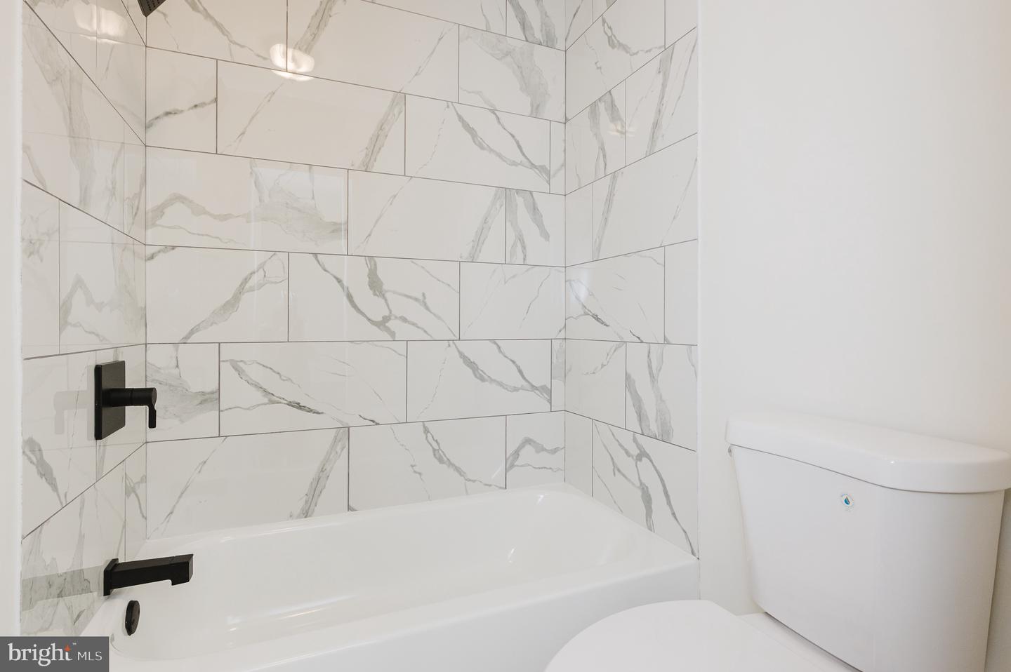 309 Chimney Oak Dr Property Photo 28
