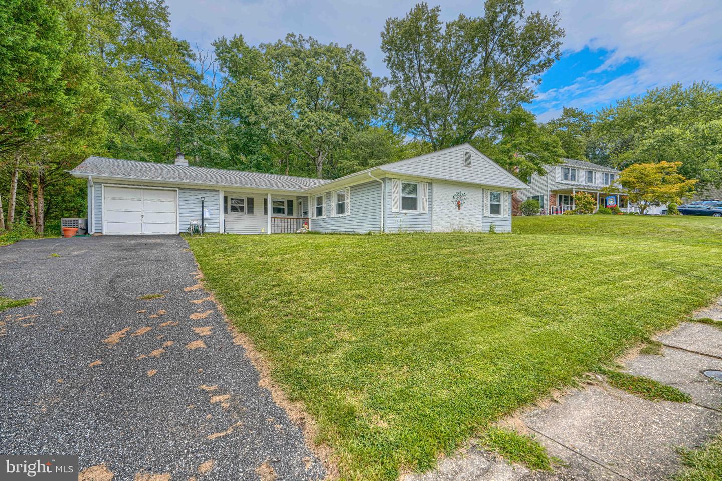 410 Acadia Dr Property Photo 1