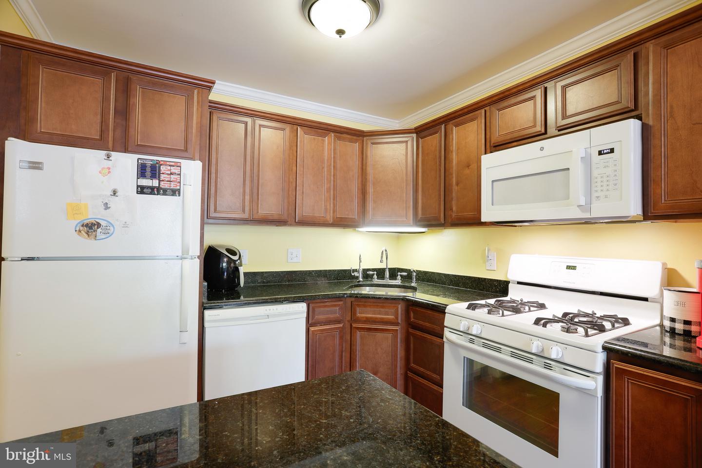 1305-d Sheridan Pl #70 Property Photo 7