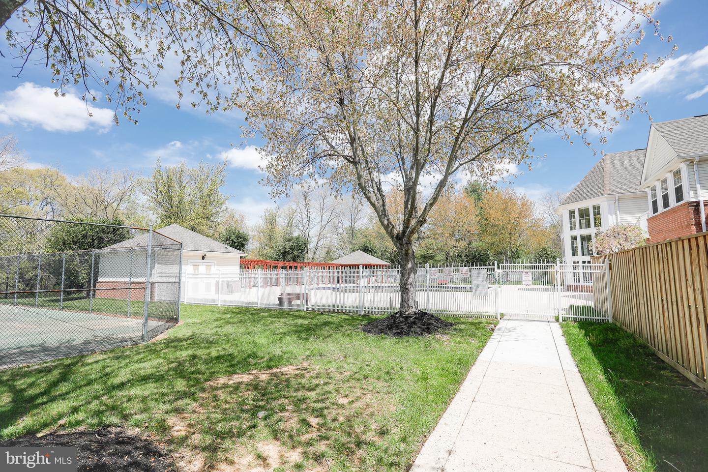1305-d Sheridan Pl #70 Property Photo 20