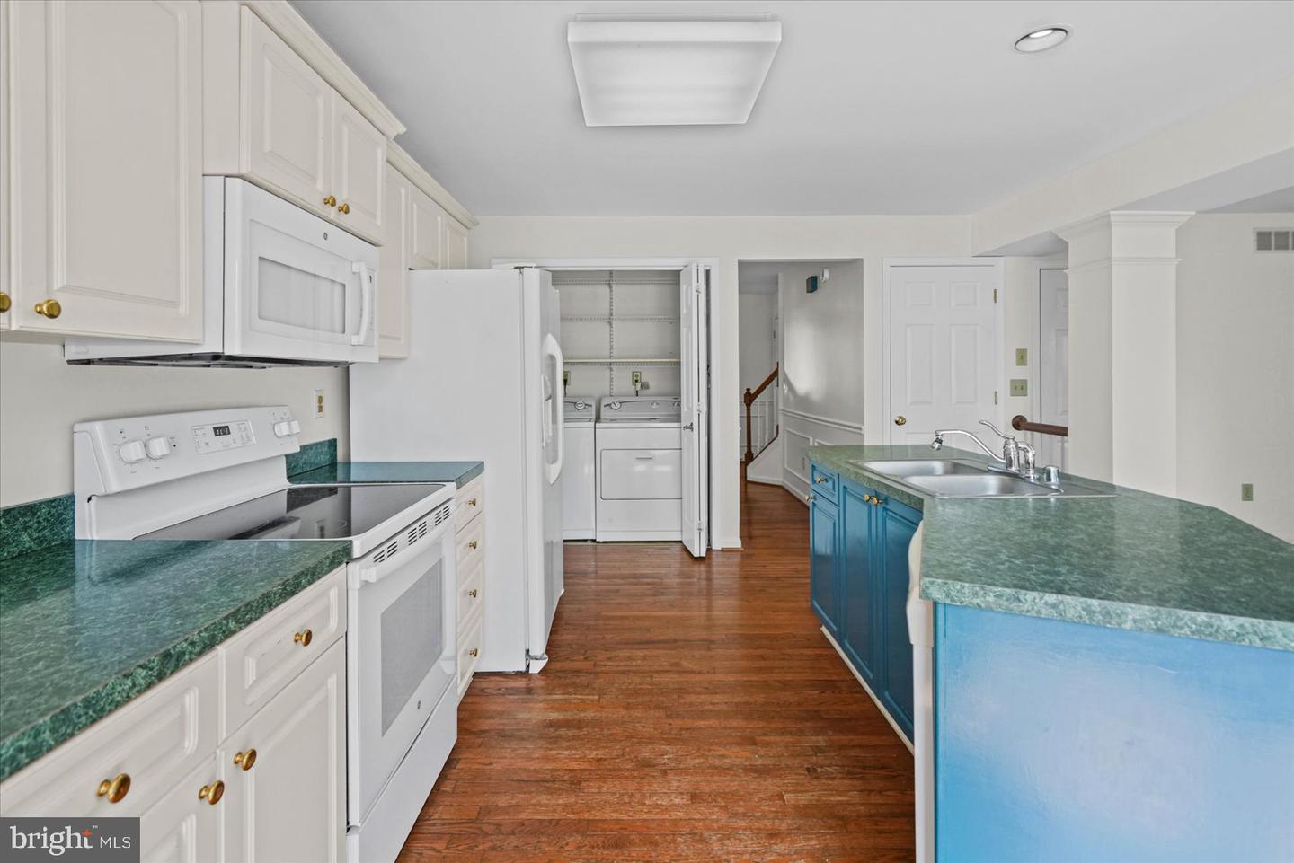 9 Roland Pl Property Photo 13