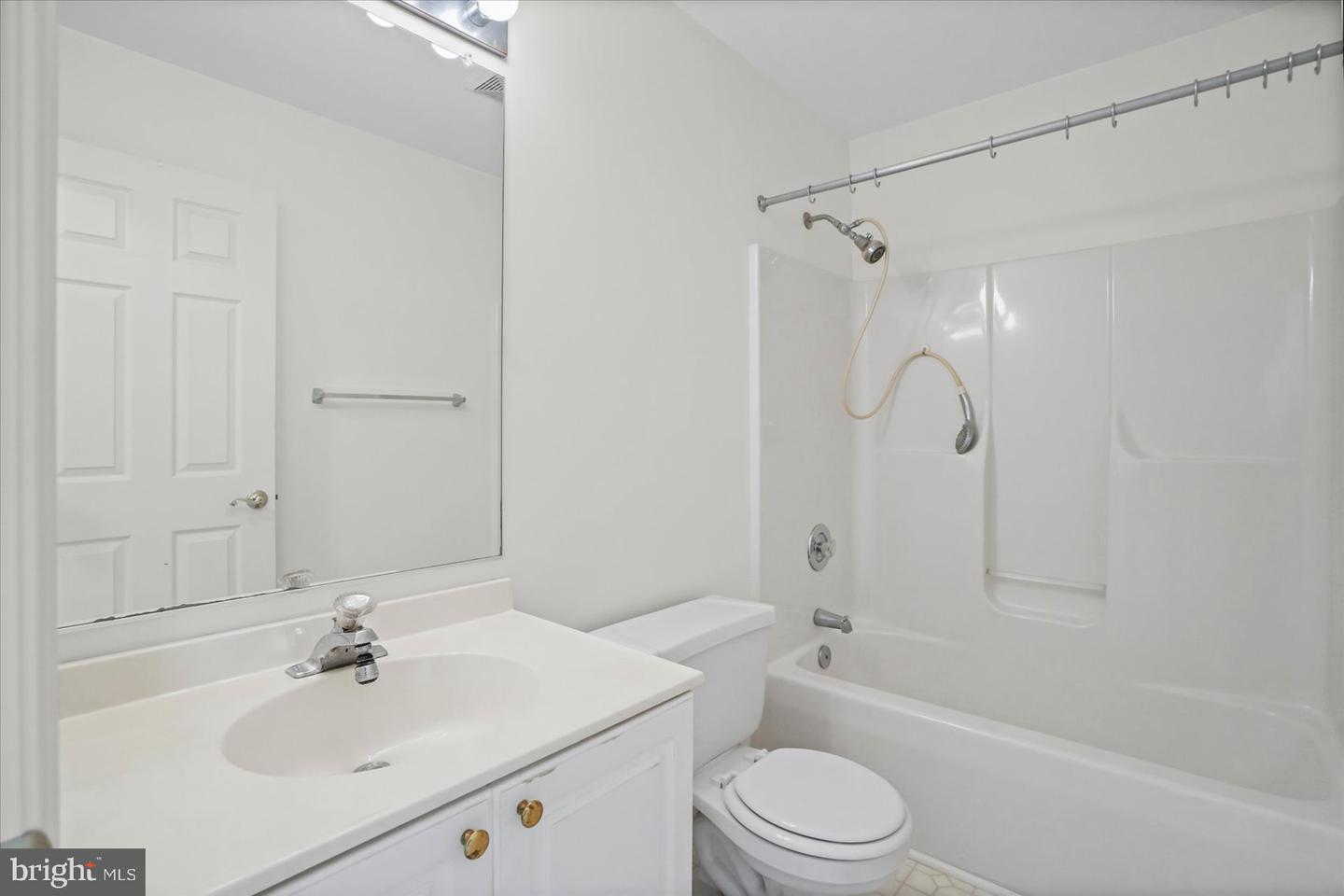 9 Roland Pl Property Photo 22