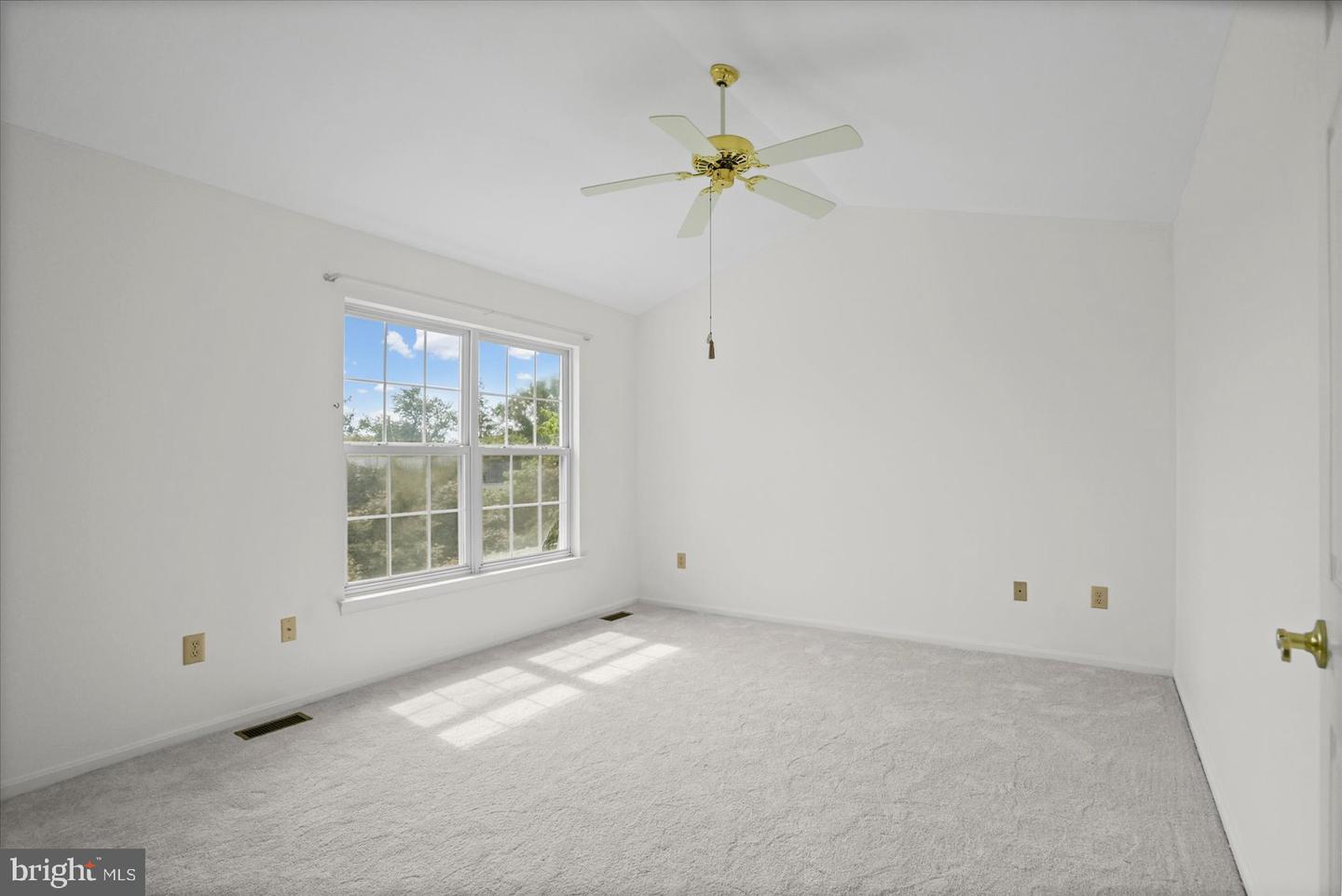 9 Roland Pl Property Photo 25