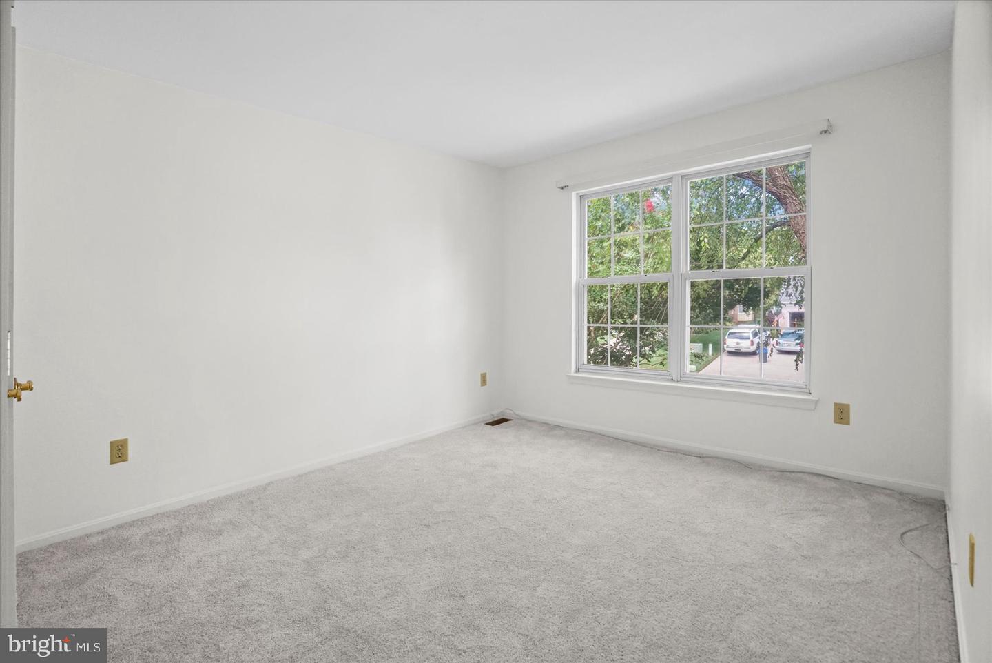 9 Roland Pl Property Photo 30