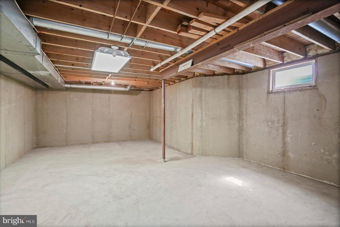 9 Roland Pl Property Photo 34