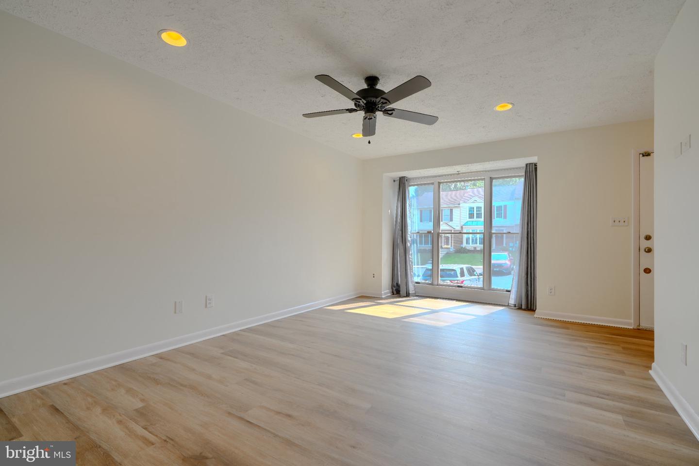 3409 Howell Ct Property Photo 5
